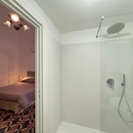 Appartement Cc Palace With Pool Meta