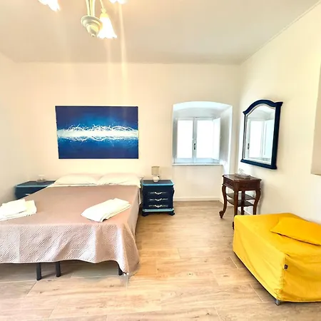 Appartement Cc Palace With Pool